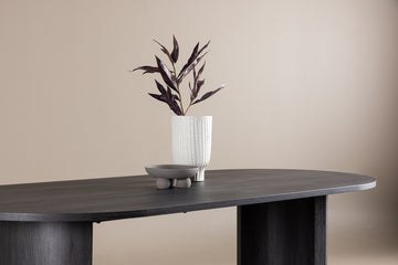 GRUNDSUND dining table