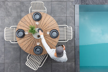 ROSARIO dining table