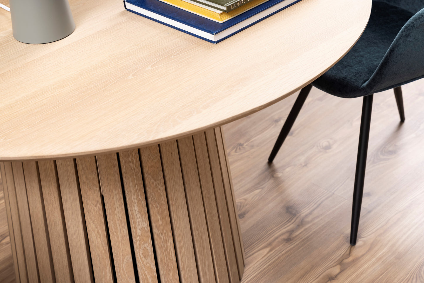 Mesa de comedor de Cristo