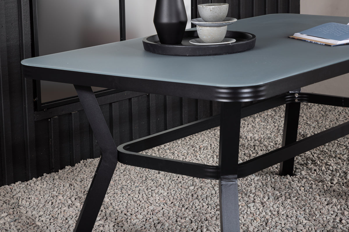 VIRYA dining table