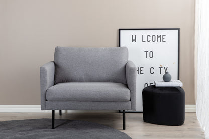 ZOOM armchair and ottoman