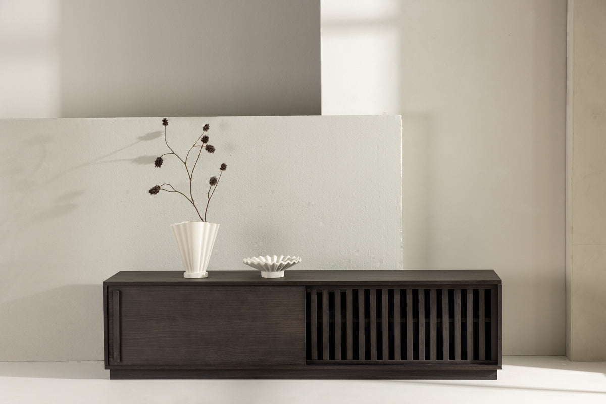 LUGO TV stand