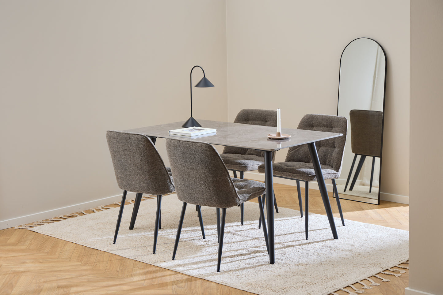 WICKLOW dining table