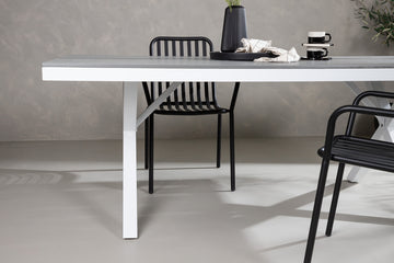 GARCIA dining table