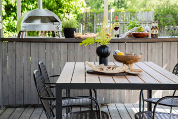 BREAK dining table