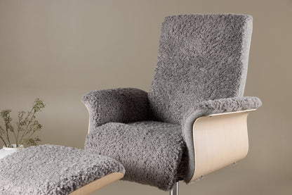 Hågon lounge chair with footstool