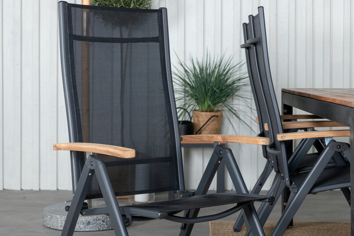 BOIS table with chairs set